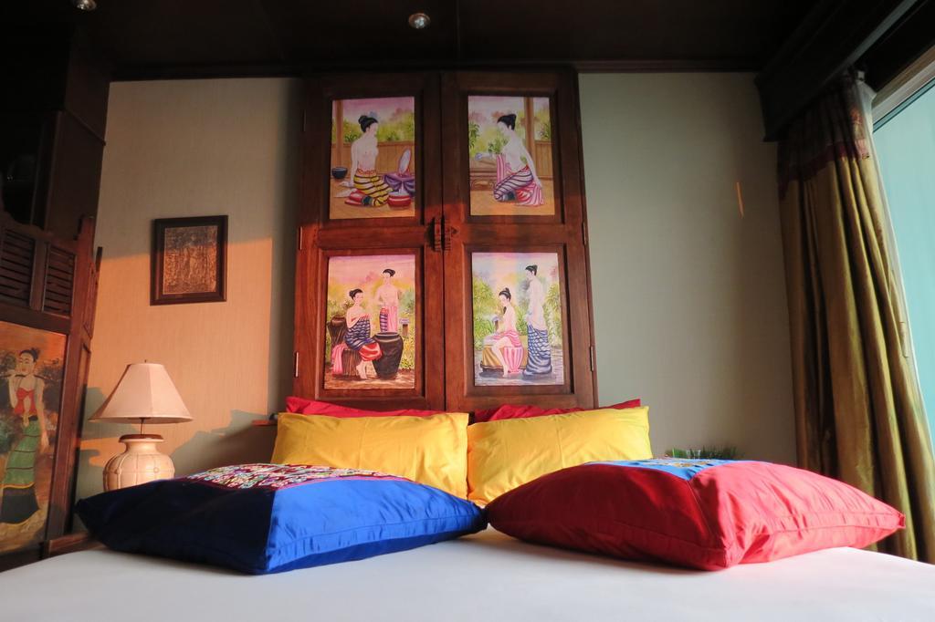 View Talay 6 Suite Apartments Паттайя Номер фото